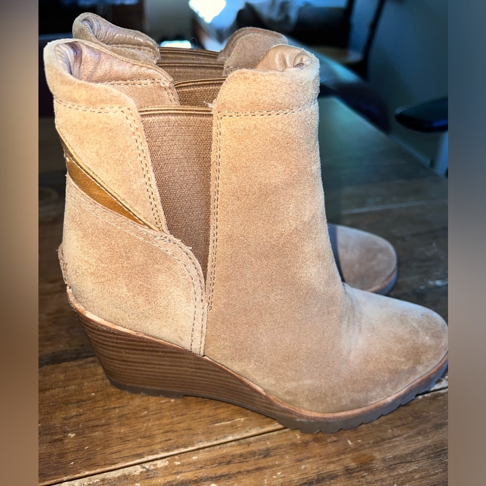 Sorel after hours Chelsea suede boots - Picture 2 of 5